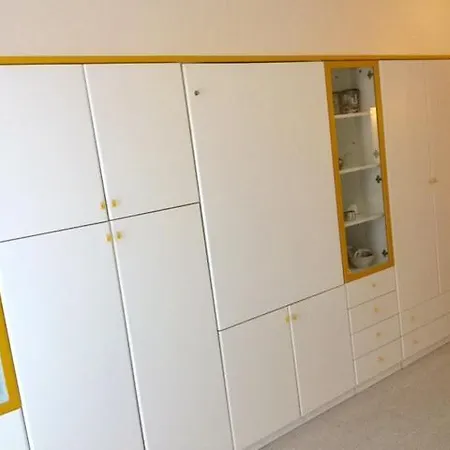 Mida Flat